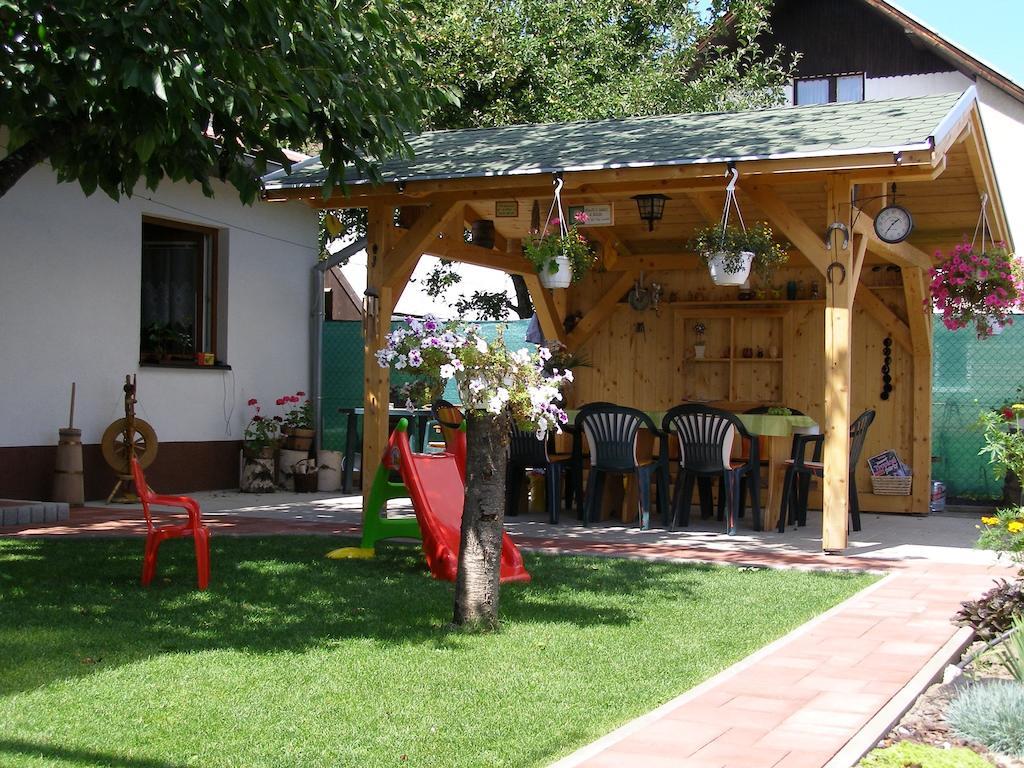 Privát Liptov 11 Apartamento Liptovský Mikuláš Exterior foto