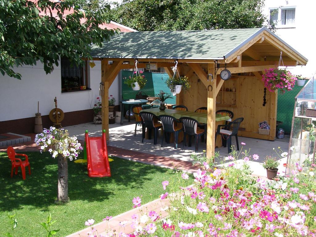 Privát Liptov 11 Apartamento Liptovský Mikuláš Exterior foto